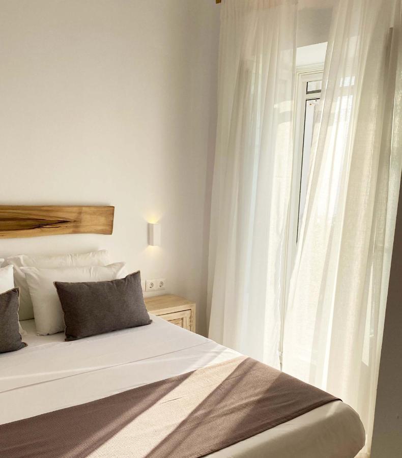 Lyra Seafront Apartment , Paroikia Town Center Bagian luar foto